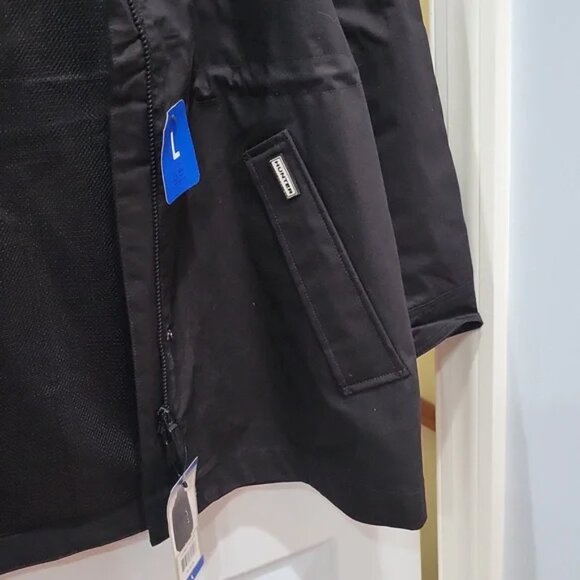 NEW Hunter Ladies' Water & Wind Resistant Rain Jacket, Black Large NWT - Picture 7 of 9